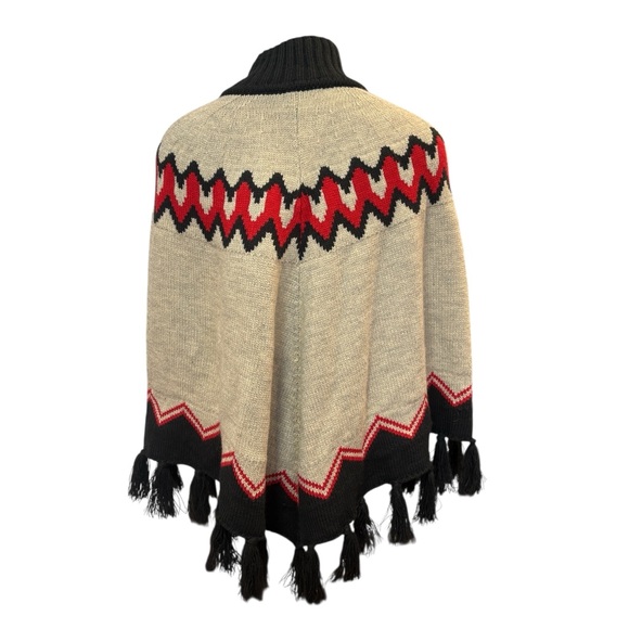 HBC Olympic Team Canada Women's Poncho Black Red Patterned Fringe One Size - Picture 6 of 12